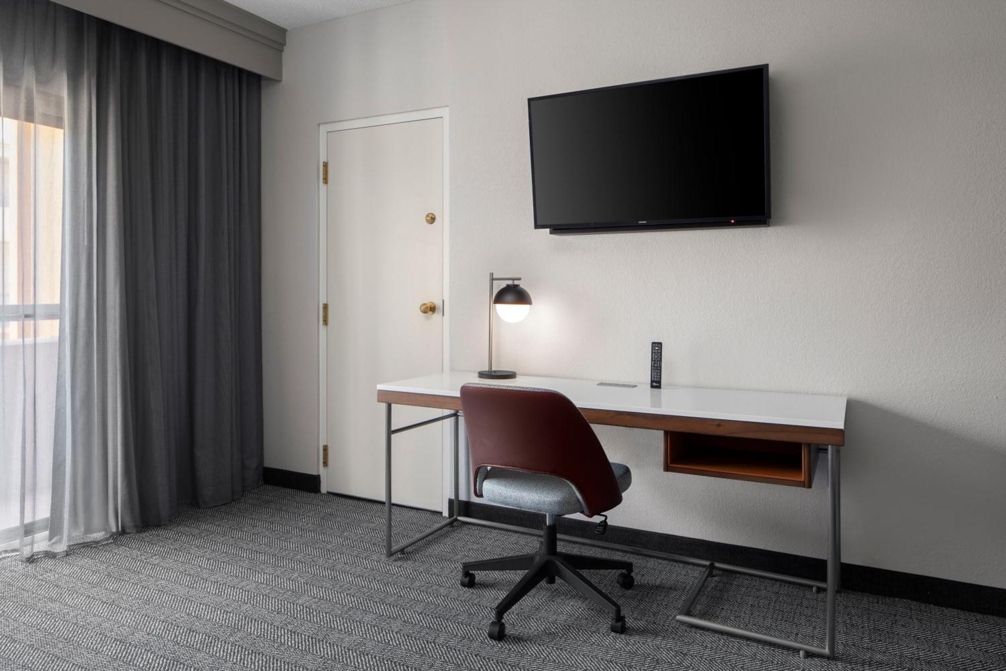 Courtyard By Marriott Little Rock West Hotel Exterior foto