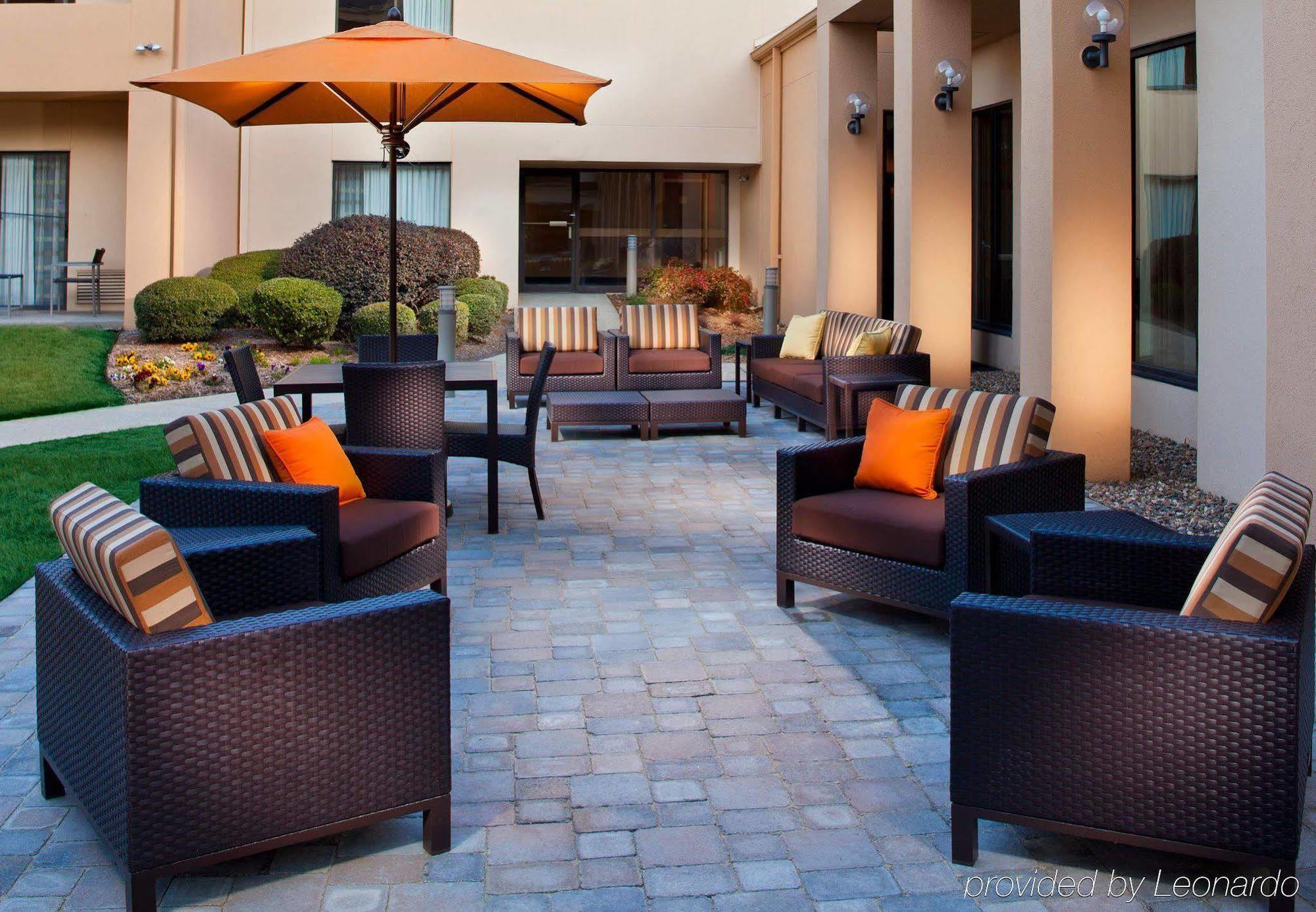 Courtyard By Marriott Little Rock West Hotel Exterior foto